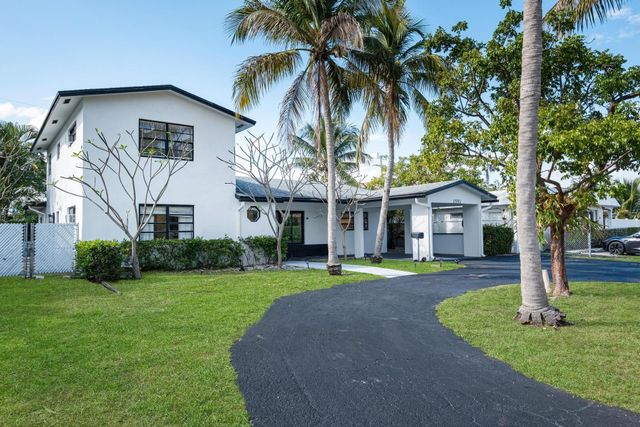 1551 SE 23rd Avenue, Pompano Beach, FL 33062