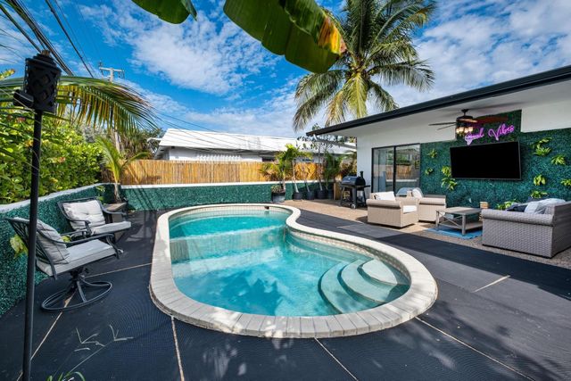 1551 SE 23rd Avenue, Pompano Beach, FL 33062