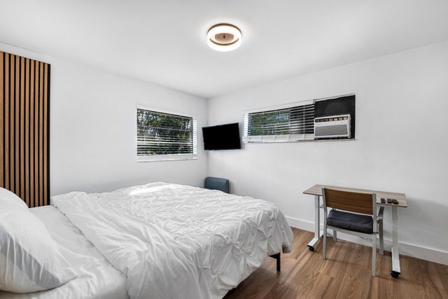 1551 SE 23rd Avenue, Pompano Beach, FL 33062