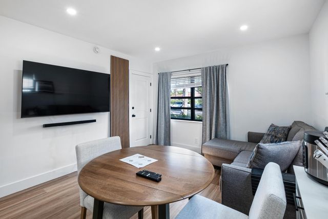 1551 SE 23rd Avenue, Pompano Beach, FL 33062