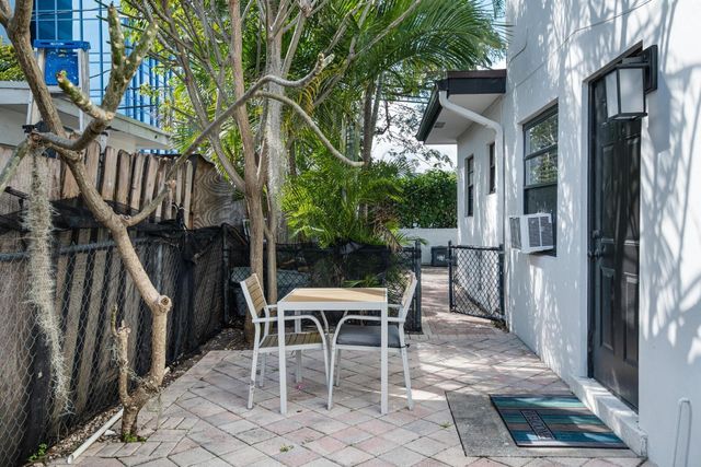 1551 SE 23rd Avenue, Pompano Beach, FL 33062