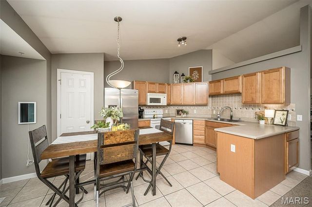 3808 Bedford Pointe Drive, Wentzville, MO 63385