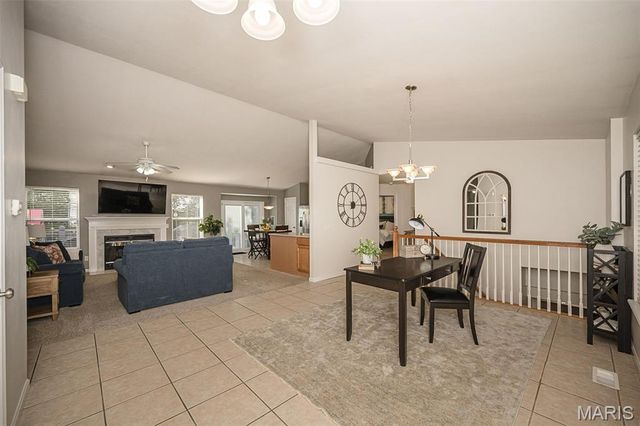 3808 Bedford Pointe Drive, Wentzville, MO 63385