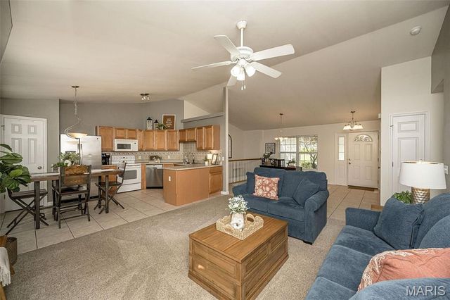 3808 Bedford Pointe Drive, Wentzville, MO 63385