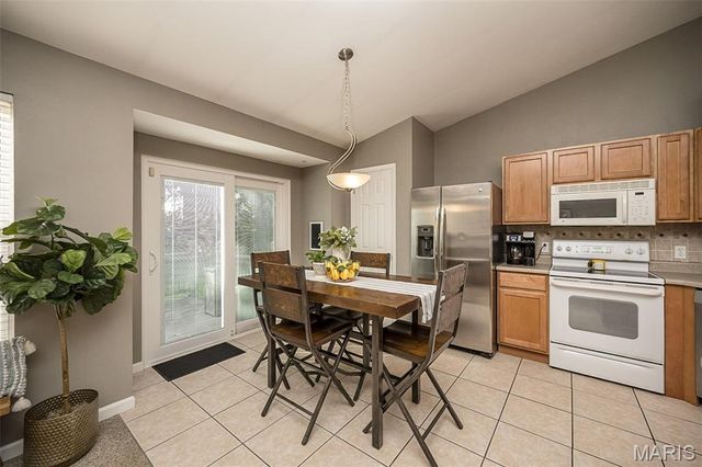 3808 Bedford Pointe Drive, Wentzville, MO 63385