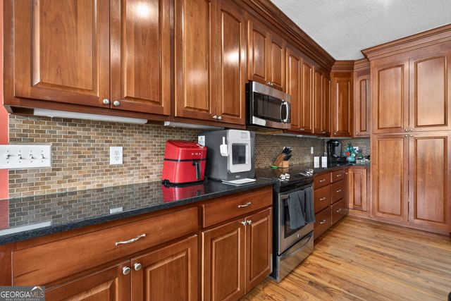 401 English Road, Forsyth, GA 31029