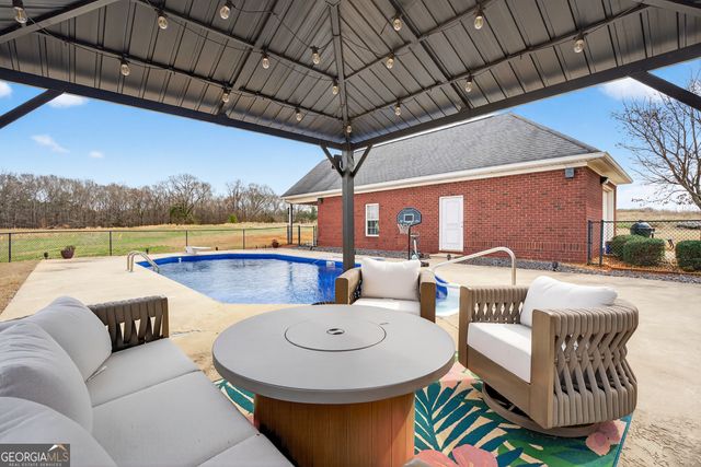 401 English Road, Forsyth, GA 31029