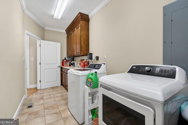 401 English Road, Forsyth, GA 31029