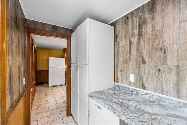 4 State St 4, Milford, MA 01757