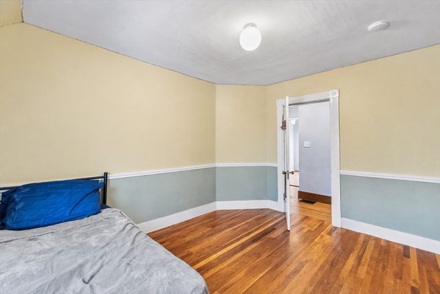 4 State St 4, Milford, MA 01757