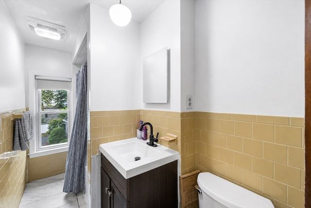 4 State St 4, Milford, MA 01757