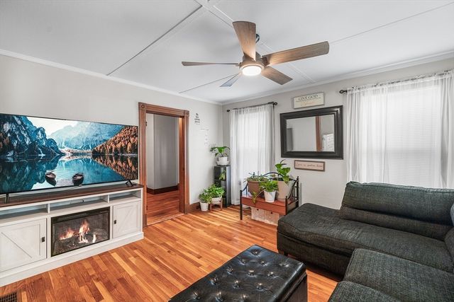 4 State St 4, Milford, MA 01757
