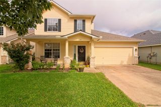 130 Greenside LN, Georgetown, TX 78633
