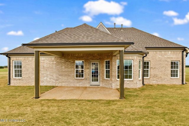 2406 Julianna Drive, Southaven, MS 38672