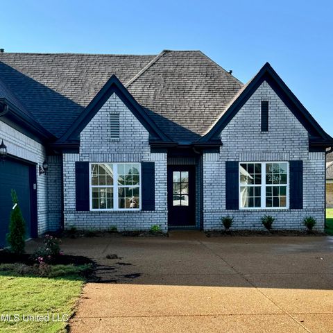 2406 Julianna Drive, Southaven, MS 38672
