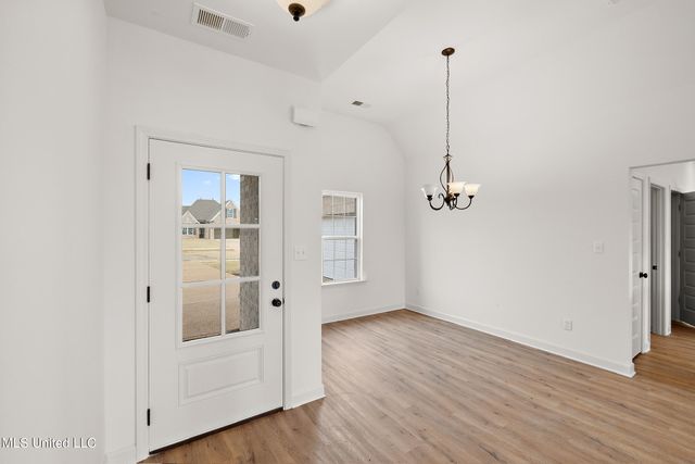 2406 Julianna Drive, Southaven, MS 38672