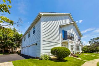 447 N Cambridge Drive 447, Palatine, IL 60067