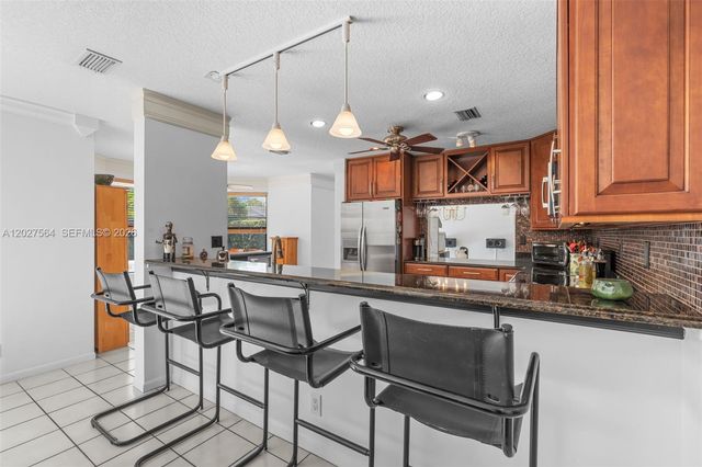 4958 NW 49th Ave, Coconut Creek, FL 33073