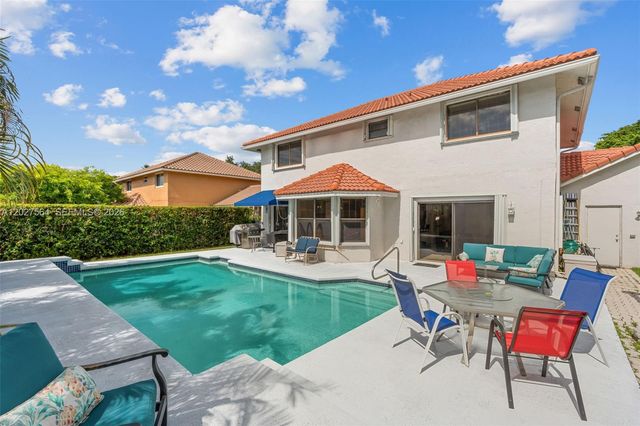 4958 NW 49th Ave, Coconut Creek, FL 33073