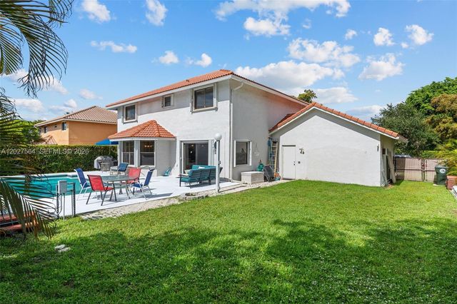 4958 NW 49th Ave, Coconut Creek, FL 33073