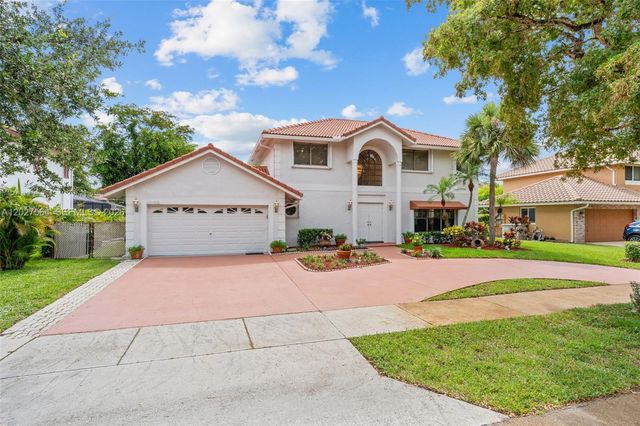 4958 NW 49th Ave, Coconut Creek, FL 33073