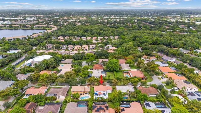 4958 NW 49th Ave, Coconut Creek, FL 33073