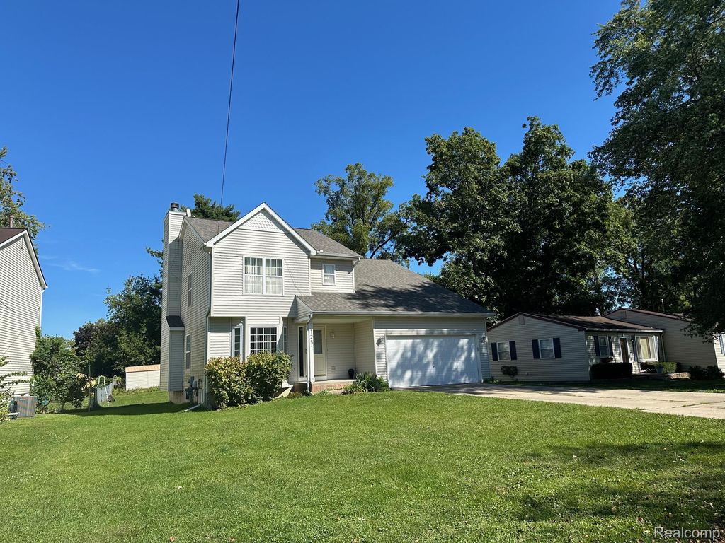 1251 Otter Avenue, Waterford Charter Township, MI 48328