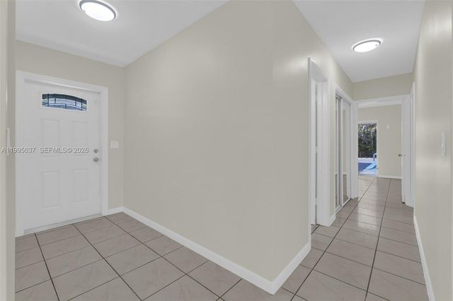 3504 NW 85th Ave B, Coral Springs, FL 33065