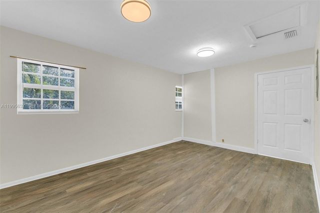 3504 NW 85th Ave B, Coral Springs, FL 33065