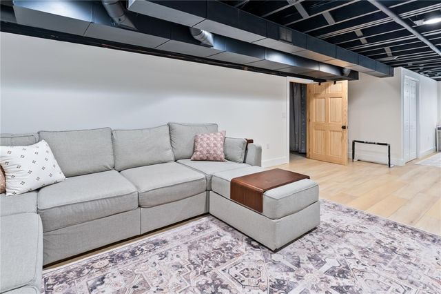 126 High St, Avon, NY 14414