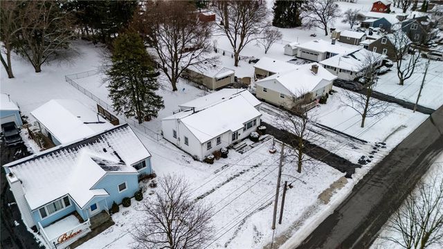 126 High St, Avon, NY 14414