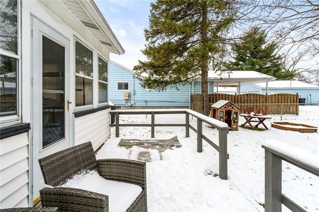 126 High St, Avon, NY 14414