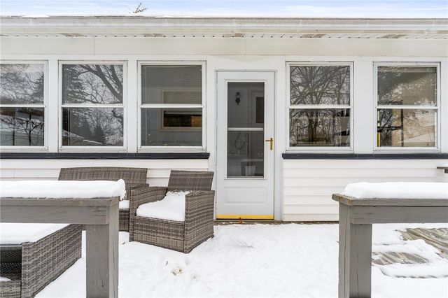 126 High St, Avon, NY 14414