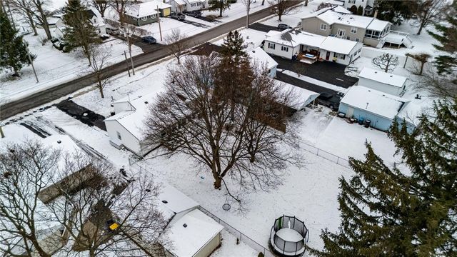 126 High St, Avon, NY 14414