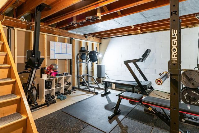 126 High St, Avon, NY 14414