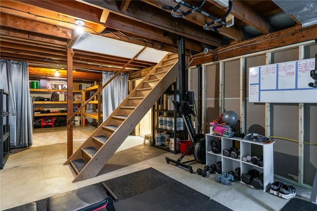 126 High St, Avon, NY 14414