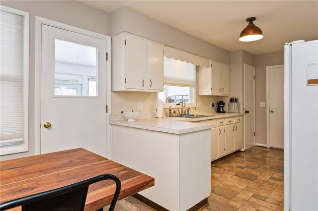 126 High St, Avon, NY 14414