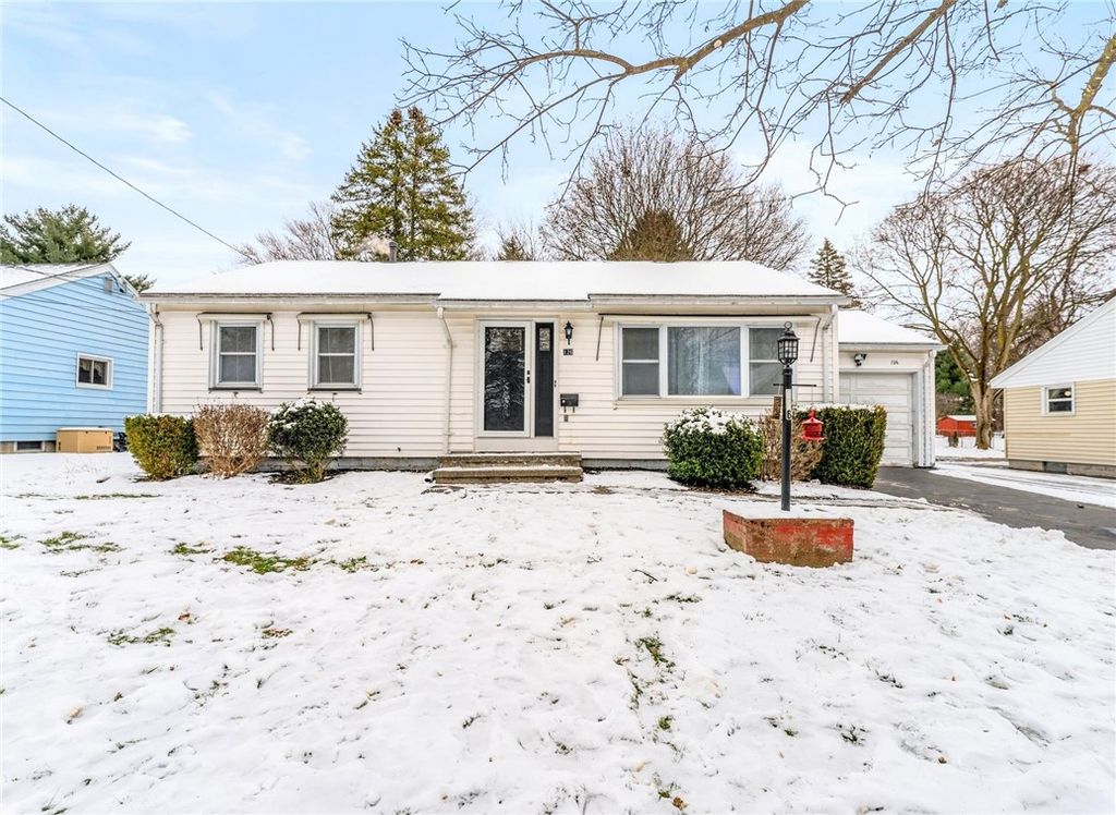 126 High St, Avon, NY 14414