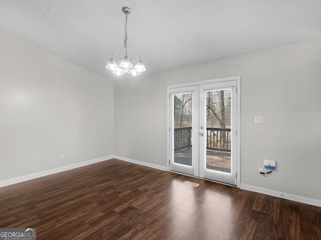 111 Neal Avenue, Stockbridge, GA 30281