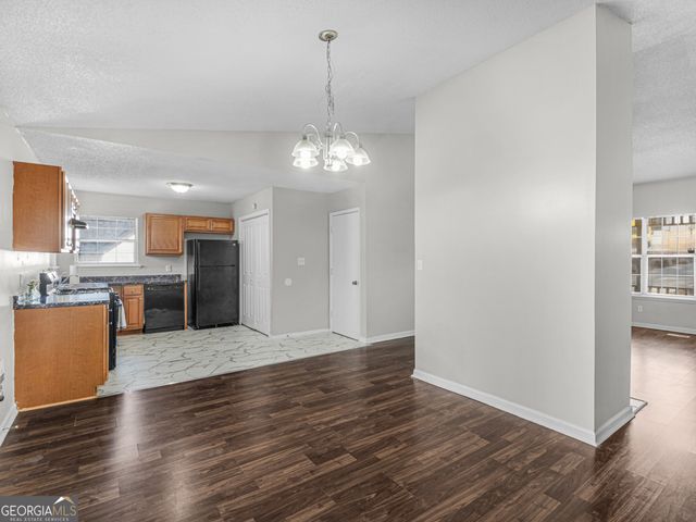 111 Neal Avenue, Stockbridge, GA 30281