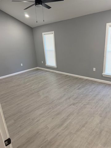 1410 VINE ST, North Little Rock, AR 72114