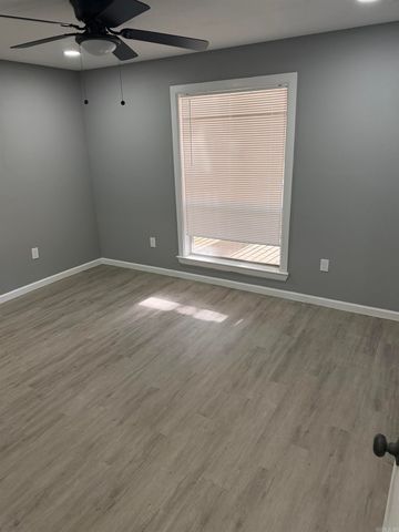 1410 VINE ST, North Little Rock, AR 72114