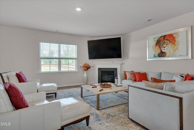 2202 Rosebank Way, Mebane, NC 27302