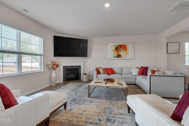 2202 Rosebank Way, Mebane, NC 27302