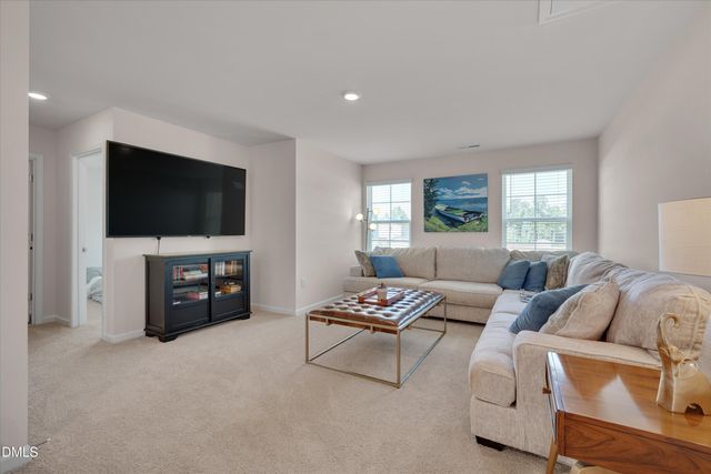 2202 Rosebank Way, Mebane, NC 27302