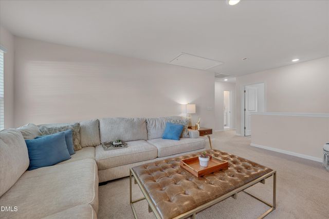 2202 Rosebank Way, Mebane, NC 27302