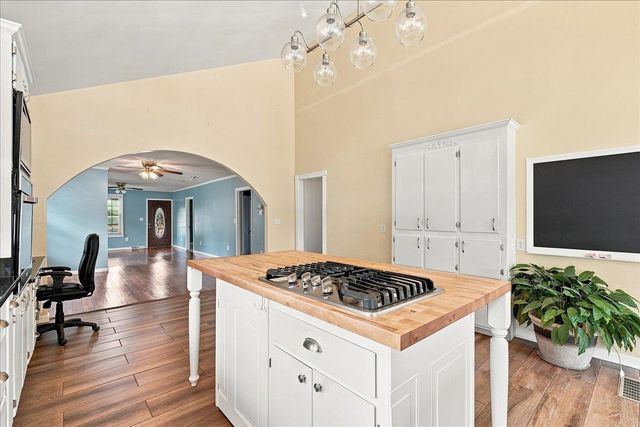 652 Arlington Road, Greer, SC 29651