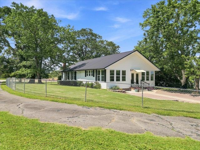 652 Arlington Road, Greer, SC 29651