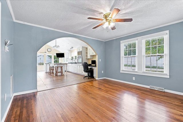 652 Arlington Road, Greer, SC 29651