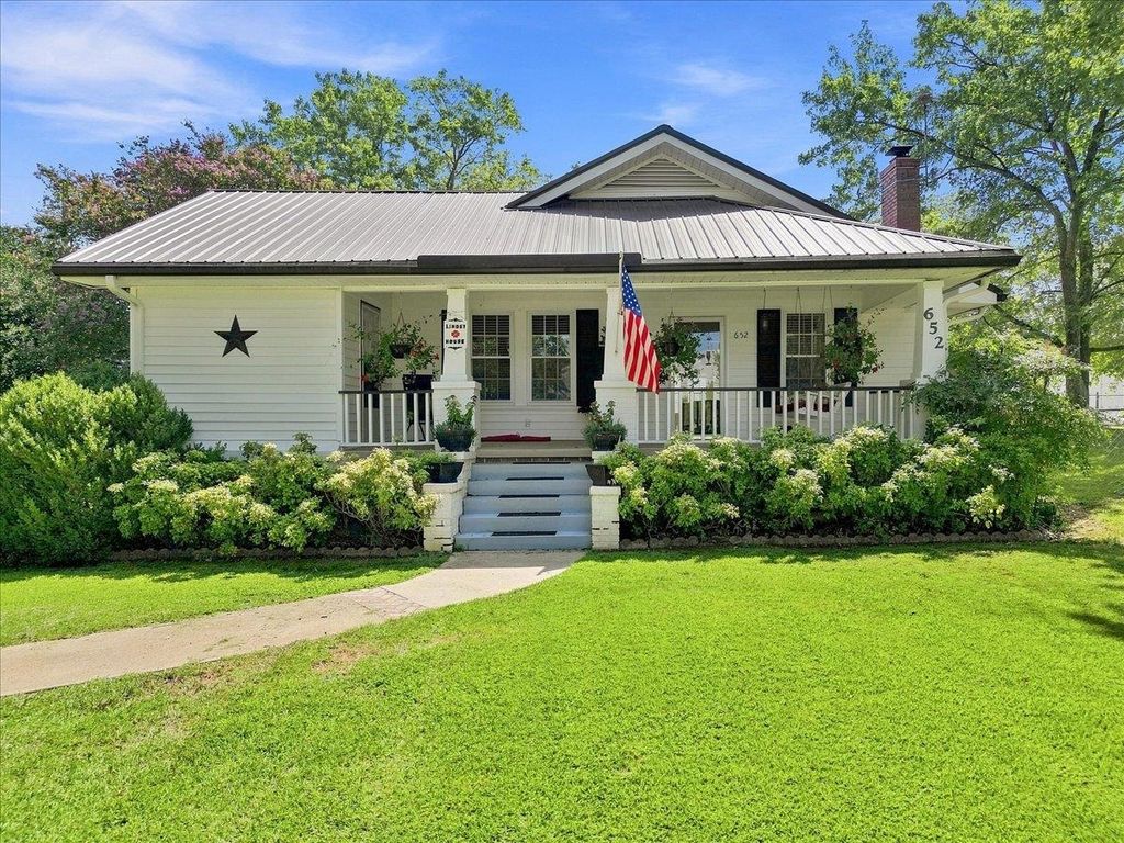 652 Arlington Road, Greer, SC 29651